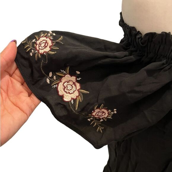 Abercrombie & Fitch dress - Picture 3 of 4